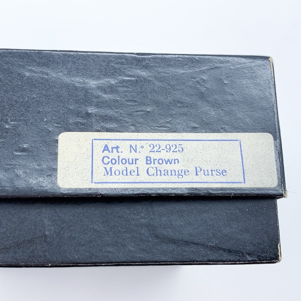 GIVENCHY Change Purse Wallet - Picture 7 of 7